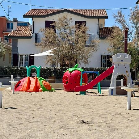 Villa Dolcevita Bellaria-Igea Marina Esterno foto